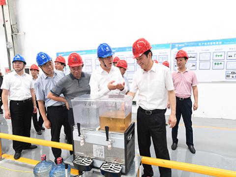 市委书记潘早云深入88858cc永利官网集团开展清静生产检查